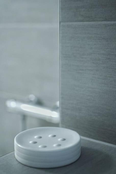 Central, Cozy & Beautiful Designed 2-Rooms Apt. Near River 베를린 외부 사진