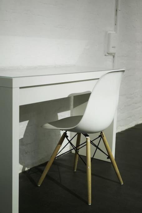 Central, Cozy & Beautiful Designed 2-Rooms Apt. Near River 베를린 외부 사진